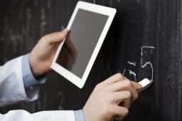 Kwalifikacje do nauczania informatyki również po studiach podyplomowych
