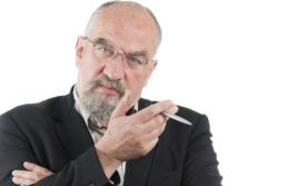 Prof. Modzelewski: Władza musi zająć się organizatorami wyłudzeń VAT