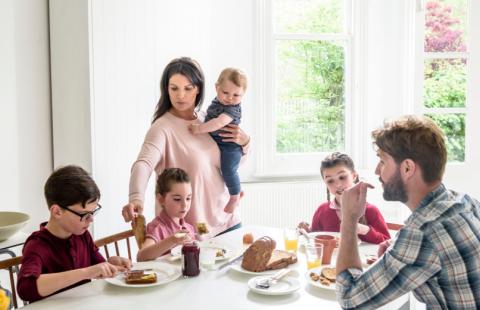 Emerytura dla matek coraz bliżej. Ale bez wniosku ZUS nie wypłaci świadczenia