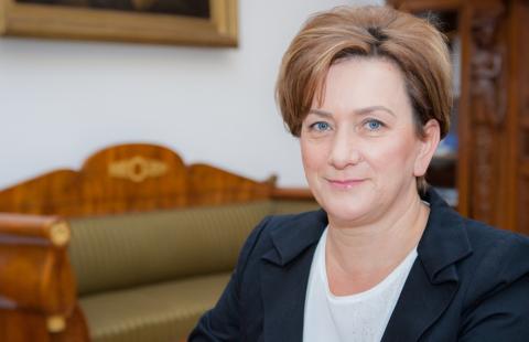 Wiceminister: Osiem złotych za poradę pielęgniarską to wstępna stawka