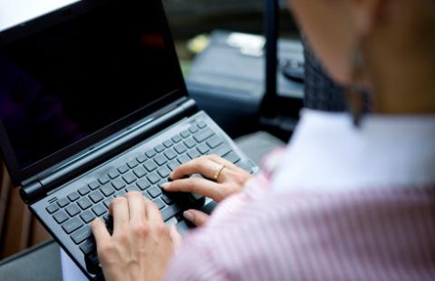 Firmy mogą zdalnie wykonywać zadania z zakresu cyberbezpieczeństwa 
