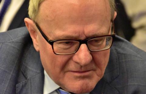 Prof. Biernat: Rządowa tarcza na walkę z koronawirusem także za pieniądze Unii
