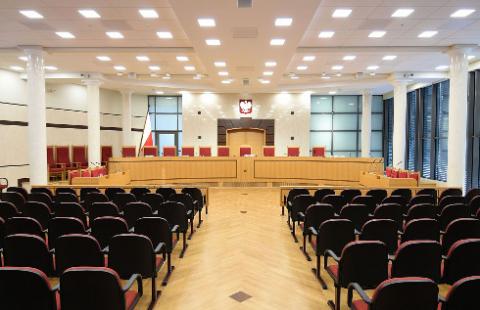 Emerytury byłych funkcjonariuszy - ile razy można wymierzać sprawiedliwość?