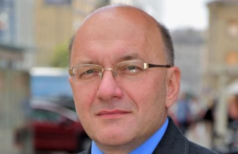 Dyżury aptek - powiat kijem nic nie wskóra, potrzebna marchewka