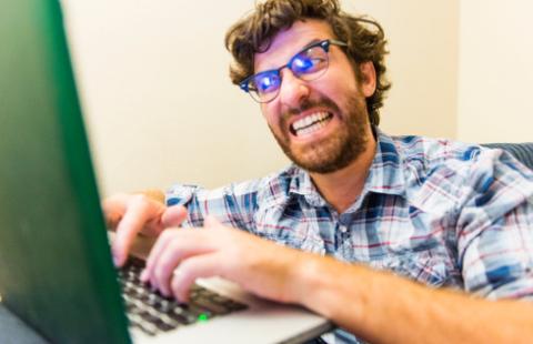 Pozew za krytyczną ocenę usługi? Konsumencka opinia to nie hejt