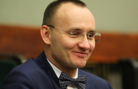 RPD: Trzeba udzielać pomocy medycznej dzieciom bez dokumentów