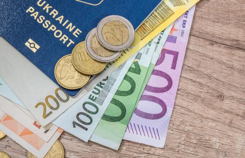 Lichwiarskie pożyczki i absurdalne ceny noclegów - piekło dla uciekinierów, raj dla wyzyskiwaczy