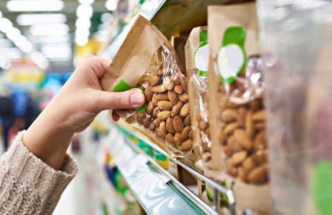 UOKiK zarzuca Auchan i Intermarche nadużywanie przewagi kontraktowej