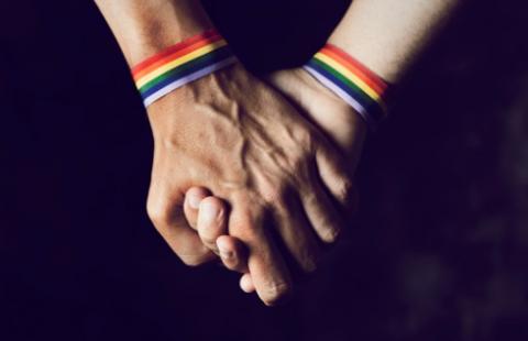 Związek partnerski dostępny dla wszystkich par, choć bez niektórych uprawnień