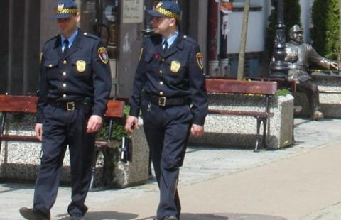Strażnik gminny czy miejski bez poparcia związków - bez emerytury pomostowej